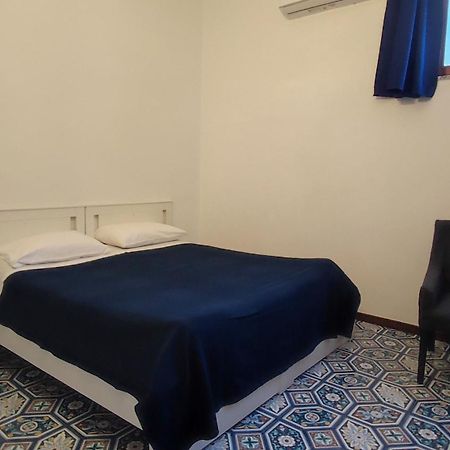 Villa Mary - Apartments Trani Pokoj fotografie