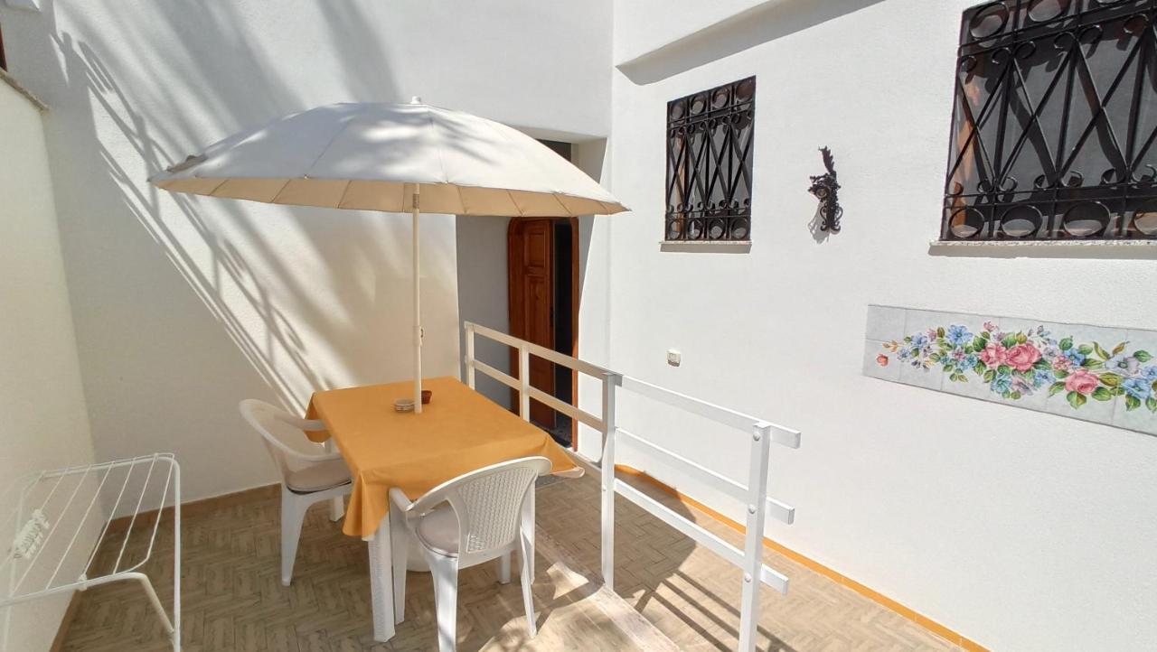 Villa Mary - Apartments Trani Exteriér fotografie